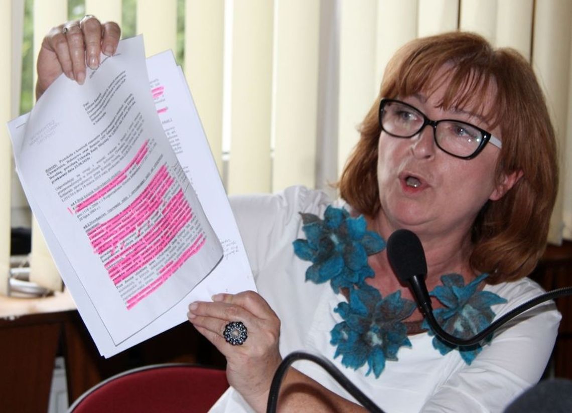 Tajne przez poufne Tajne przez poufne