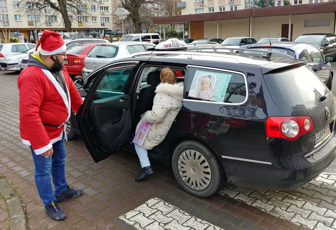 Taksówkarze wożą dziś dla Ani Orłowskiej Taksówkarze wożą dziś dla Ani Orłowskiej
