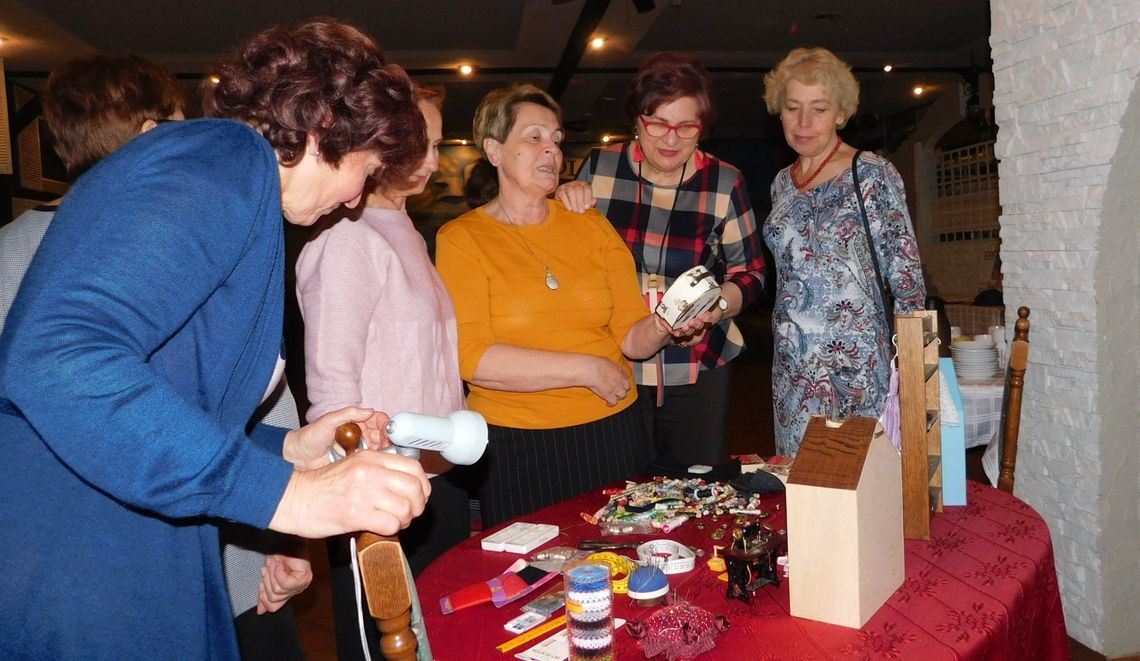 Tańcowała igła z nitką na obiedzie czwartkowym GUTW Tańcowała igła z nitką na obiedzie czwartkowym GUTW