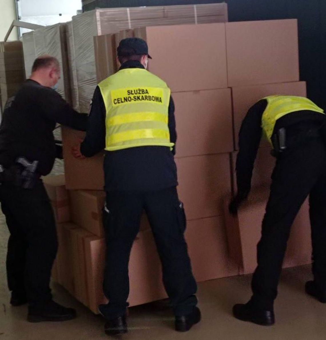 Te towary objęto sankcjami UE w związku z wojną w Ukrainie Te towary objęto sankcjami UE w związku z wojną w Ukrainie