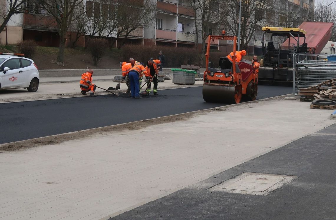 Ten odcinek Krasińskiego jest skończony. Opóźnienie przez gminną kanalizację