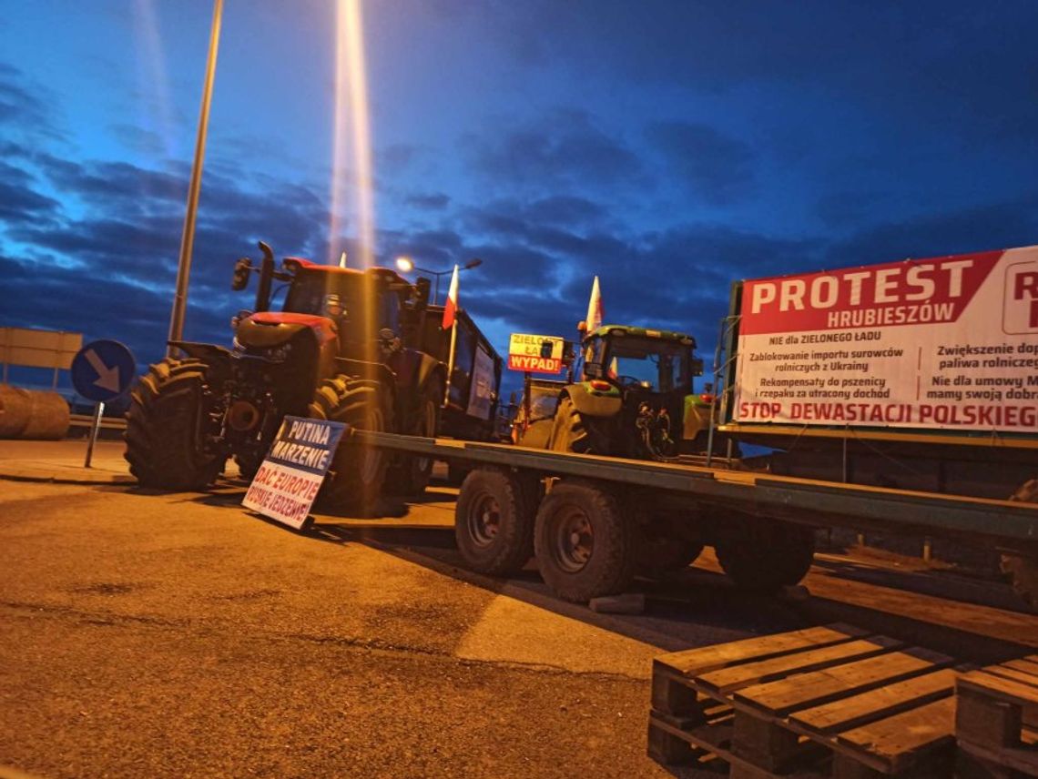 Traktory zablokują drogi w gigantycznym strajku. Publikujemy MAPĘ PROTESTÓW