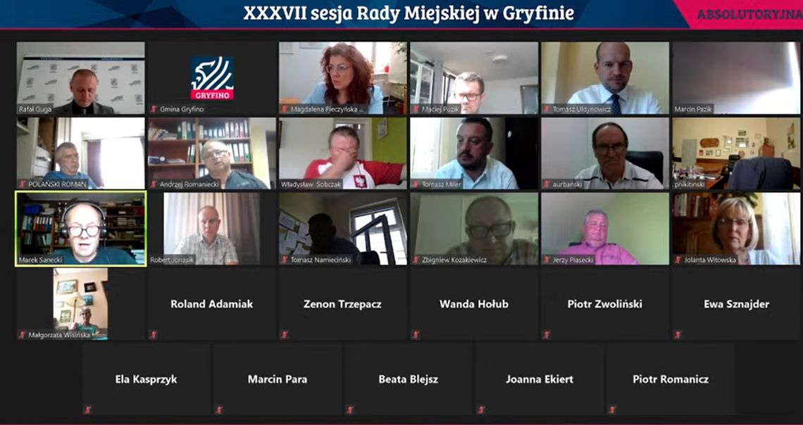 Trwa sesja przerwa na przez Sawaryna