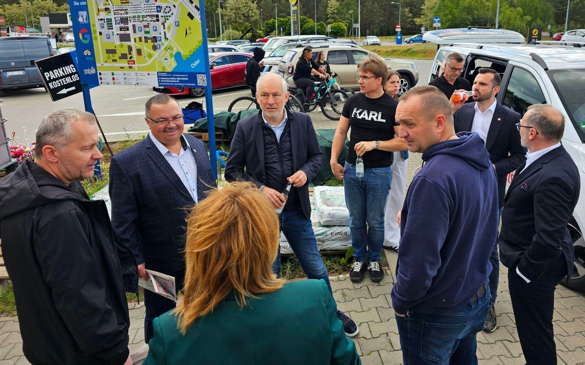 Trzaskobus na granicy polsko-niemieckiej [FILM}