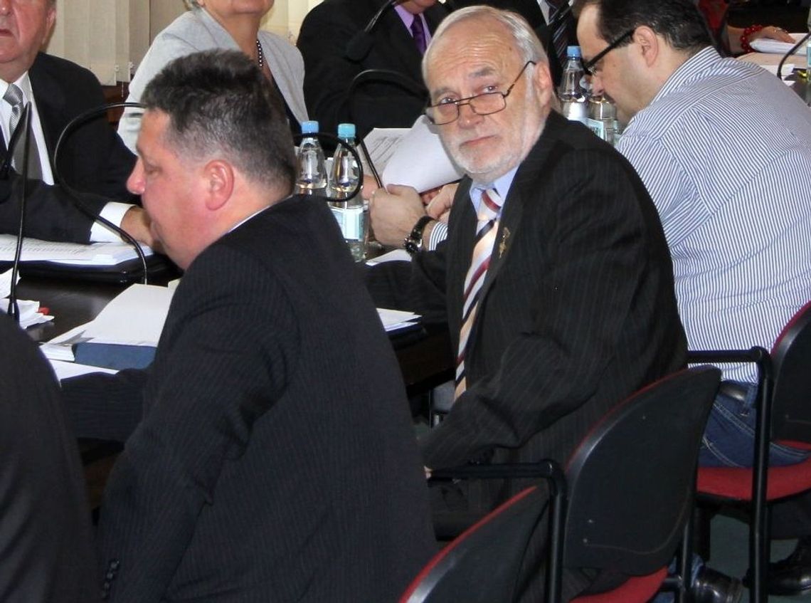 Trzecia kadencja – czy warto? Trzecia kadencja – czy warto?