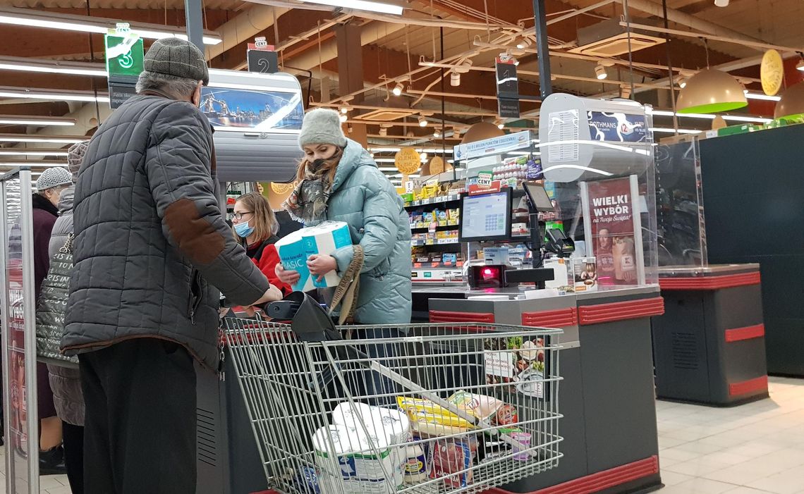 Tu zrobimy najtańsze zakupy. Które sklepy są na podium?