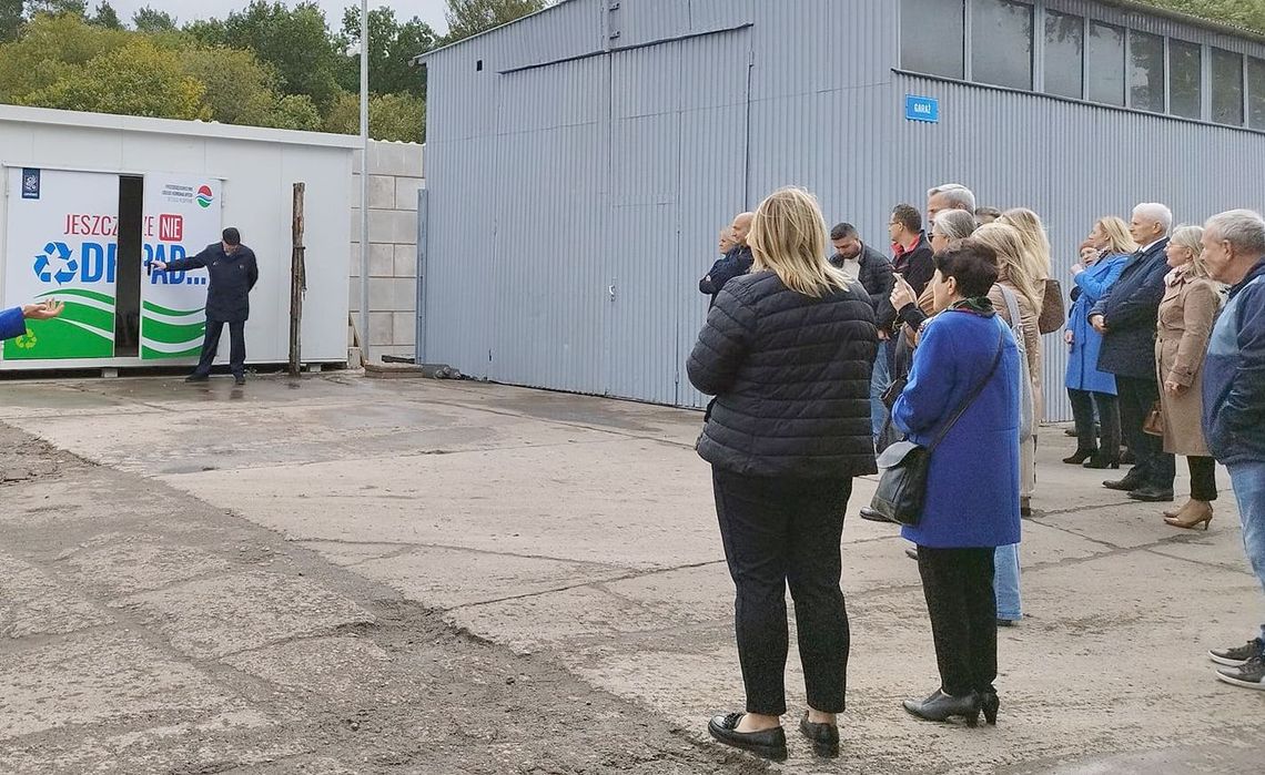 Tutaj wymienisz się przedmiotami "z drugiej ręki". Powstała strefa "Jeszcze nie odpad"