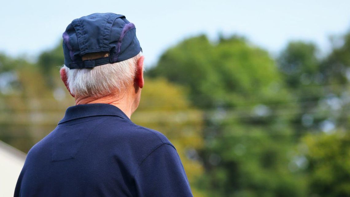 Emerytom nie opłaca się wziąć trzynastek. Fiskus zabierze?