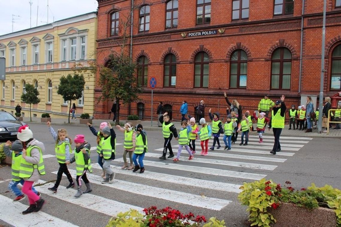 Uczyli się, jak bezpiecznie przechodzić przez jezdnię [FOTO]