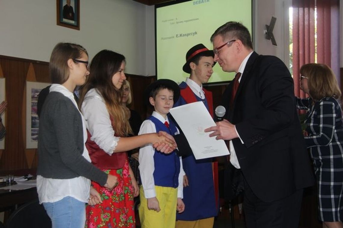 Uhonorowali muzyków i aktorów Uhonorowali muzyków i aktorów