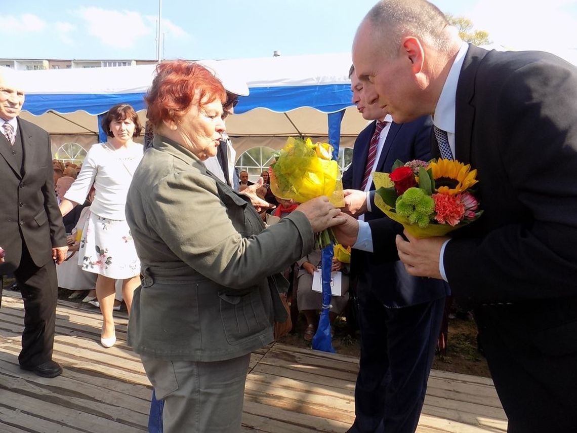 Uhonorowanie osadników wzruszające i niezapomniane Uhonorowanie osadników wzruszające i niezapomniane