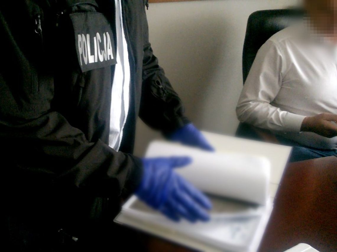 Ujęto zorganizowaną grupę przestępczą tzw. białych kołnierzyków Ujęto zorganizowaną grupę przestępczą tzw. białych kołnierzyków