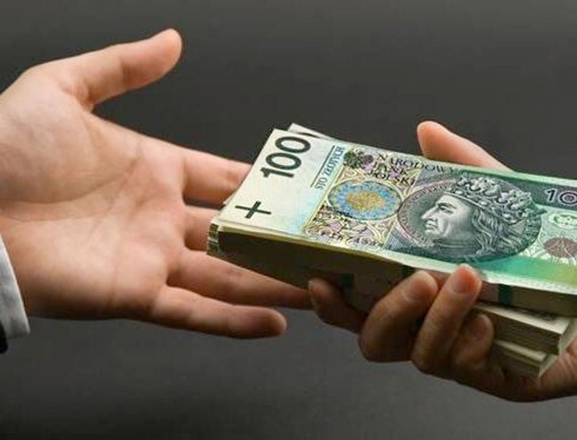 Układ prawie domknięty