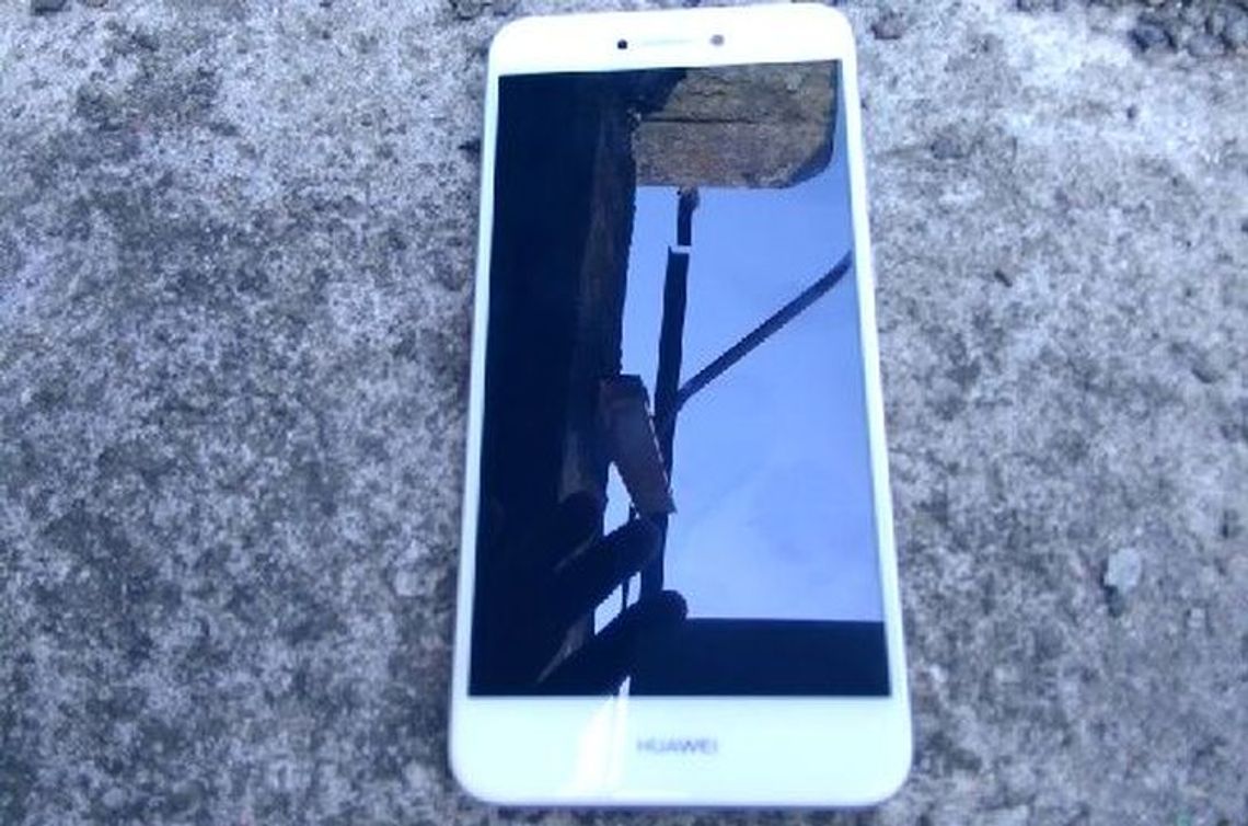 Ukradł mi telefon! Ukradł mi telefon!