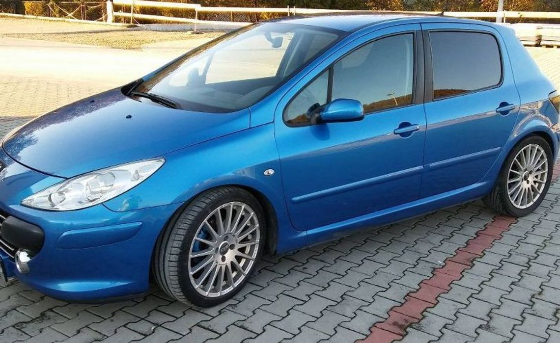 Ukradli mu tablice rejestracyjną i ma teraz kłopot Ukradli mu tablice rejestracyjną i ma teraz kłopot