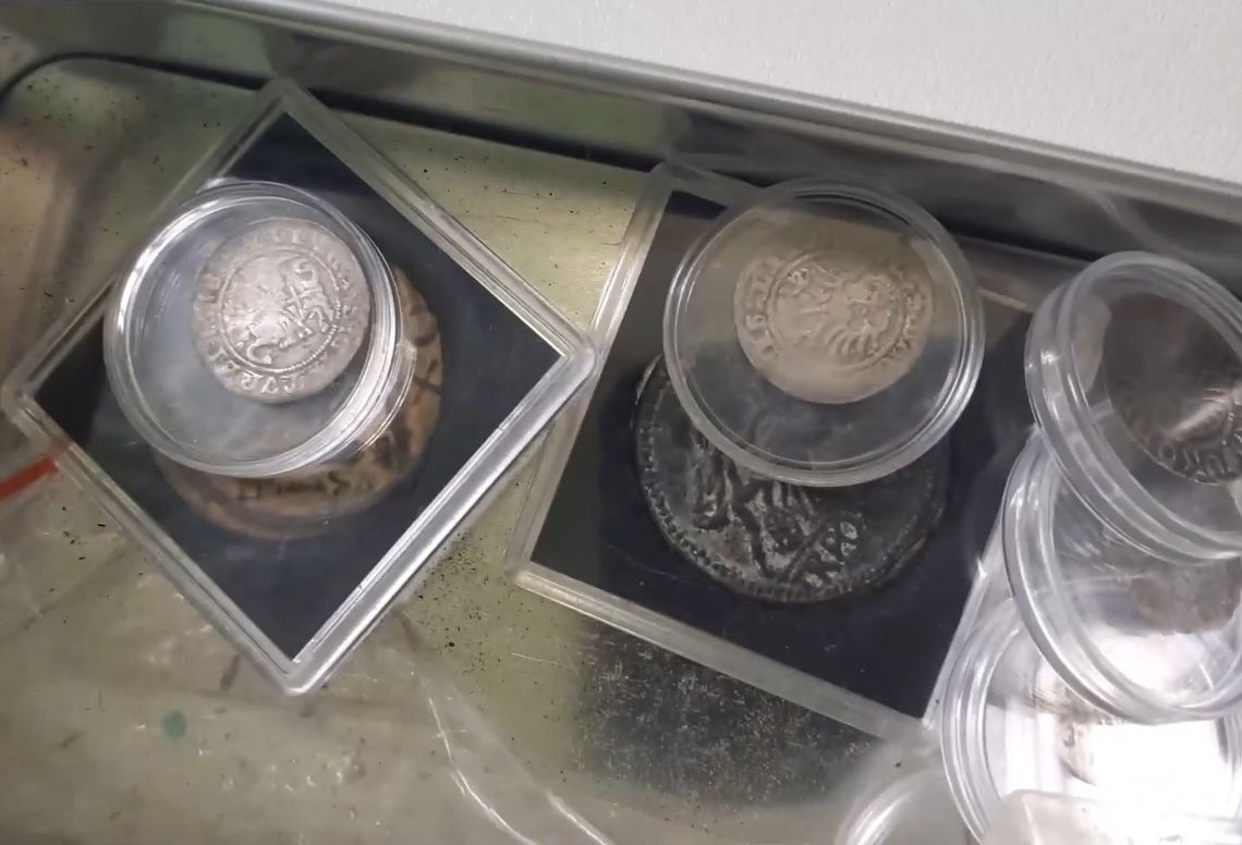 Umyślnie postarzał sprzedawane zabytkowe monety Umyślnie postarzał sprzedawane zabytkowe monety