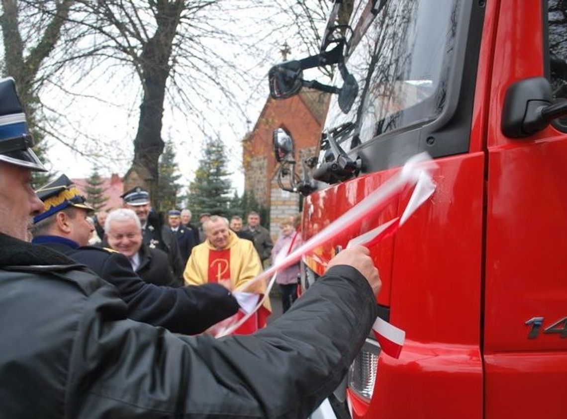 Uroczyście odbiorą wóz bojowy