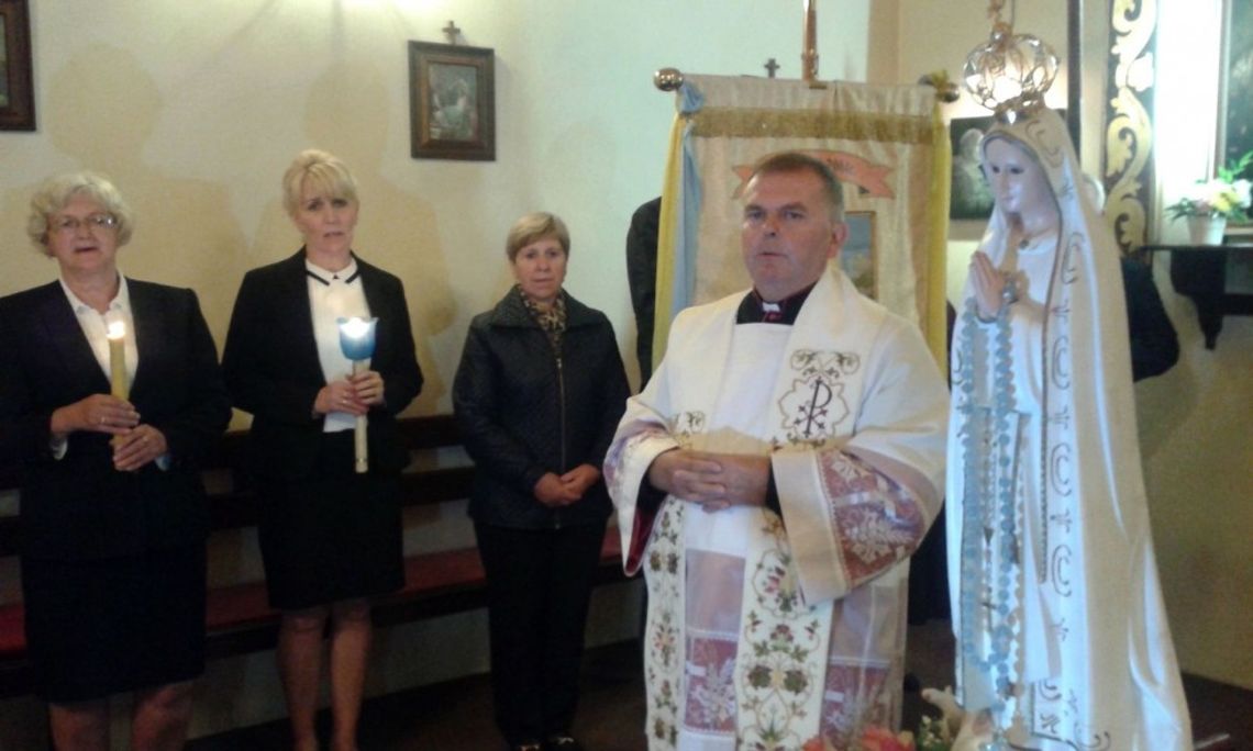 Uroczystości z setną rocznicą objawień Matki Bożej w Fatimie Uroczystości z setną rocznicą objawień Matki Bożej w Fatimie