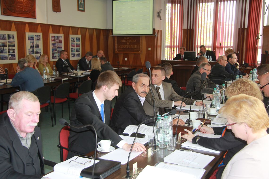 Ustalą opłaty za wodę, ścieki i śmieci