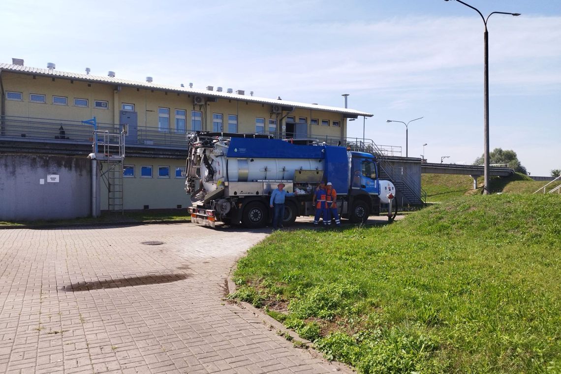 Uwaga, będzie śmierdziało! Uwaga, będzie śmierdziało!