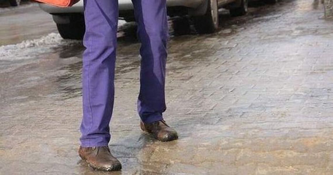 Uwaga! Przewidywane oblodzenie! Uwaga! Przewidywane oblodzenie!