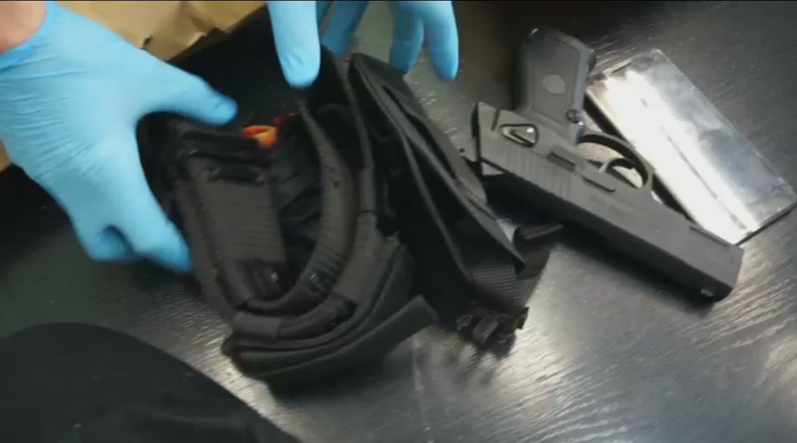 Uzbrojeni „łowcy” pedofilów w akcji [film]