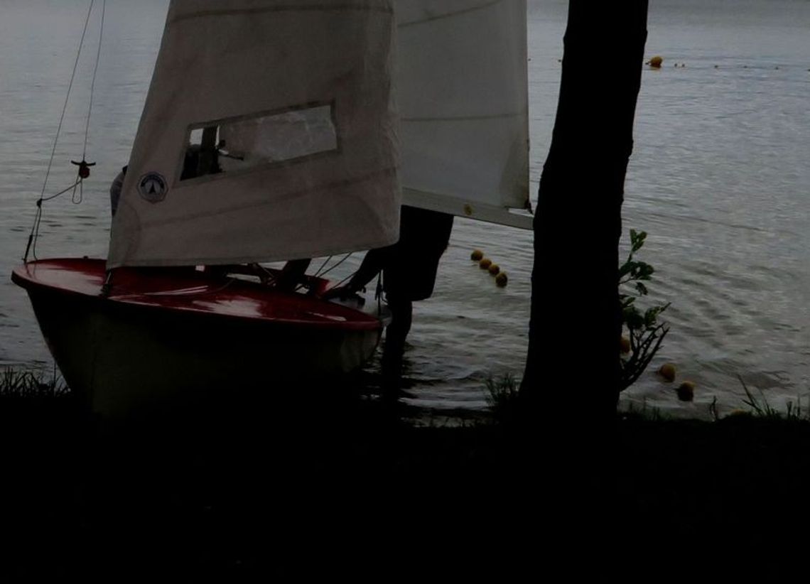 W Gądnie ukradli łódź pod osłoną nocy W Gądnie ukradli łódź pod osłoną nocy