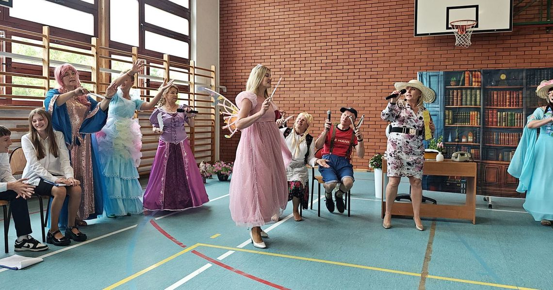 W takich rolach jeszcze ich nie widzieli! A powód był wyjątkowy! [FOTO]