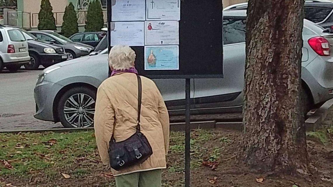 W żałobie najgłośniejszy jest brak – brak głosu, kroku, obecności