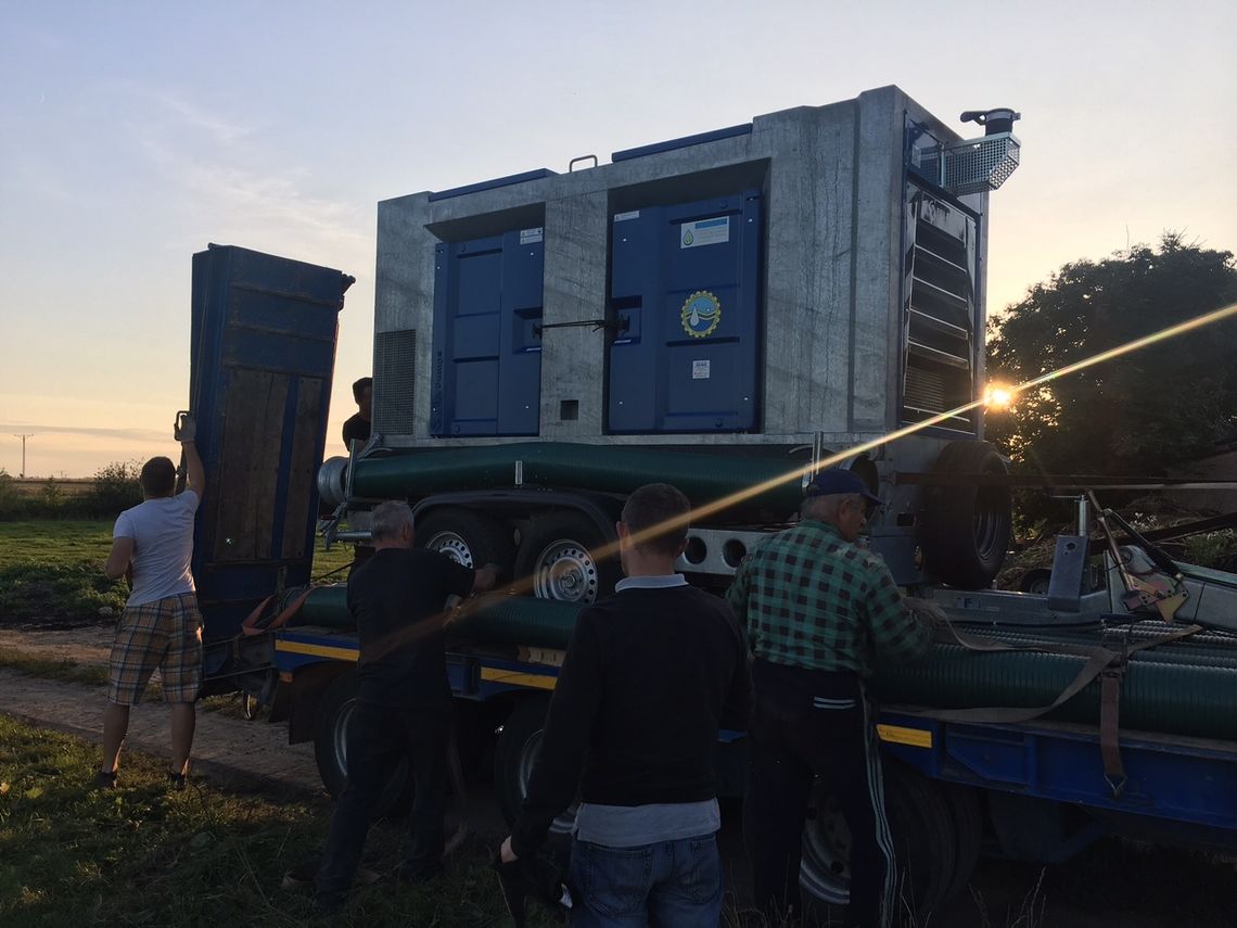 Wał naprawiony, ale prace wciąż trwają