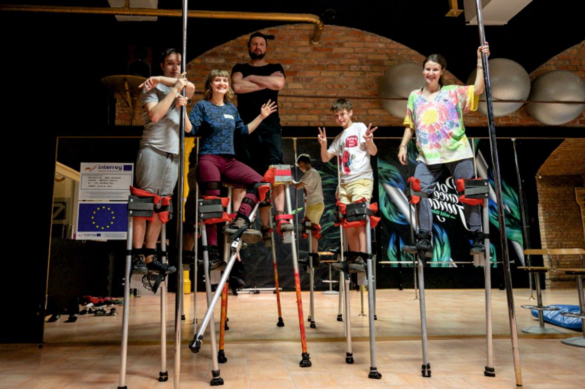 Widowiskowy projekt cyrkowy