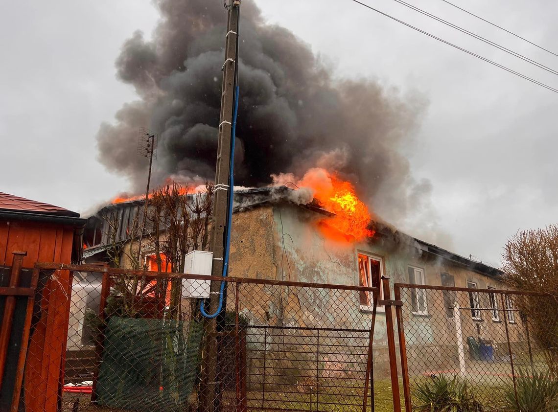 Wielki pożar budynku mieszkalnego. Dach nad głową straciło 6 rodzin