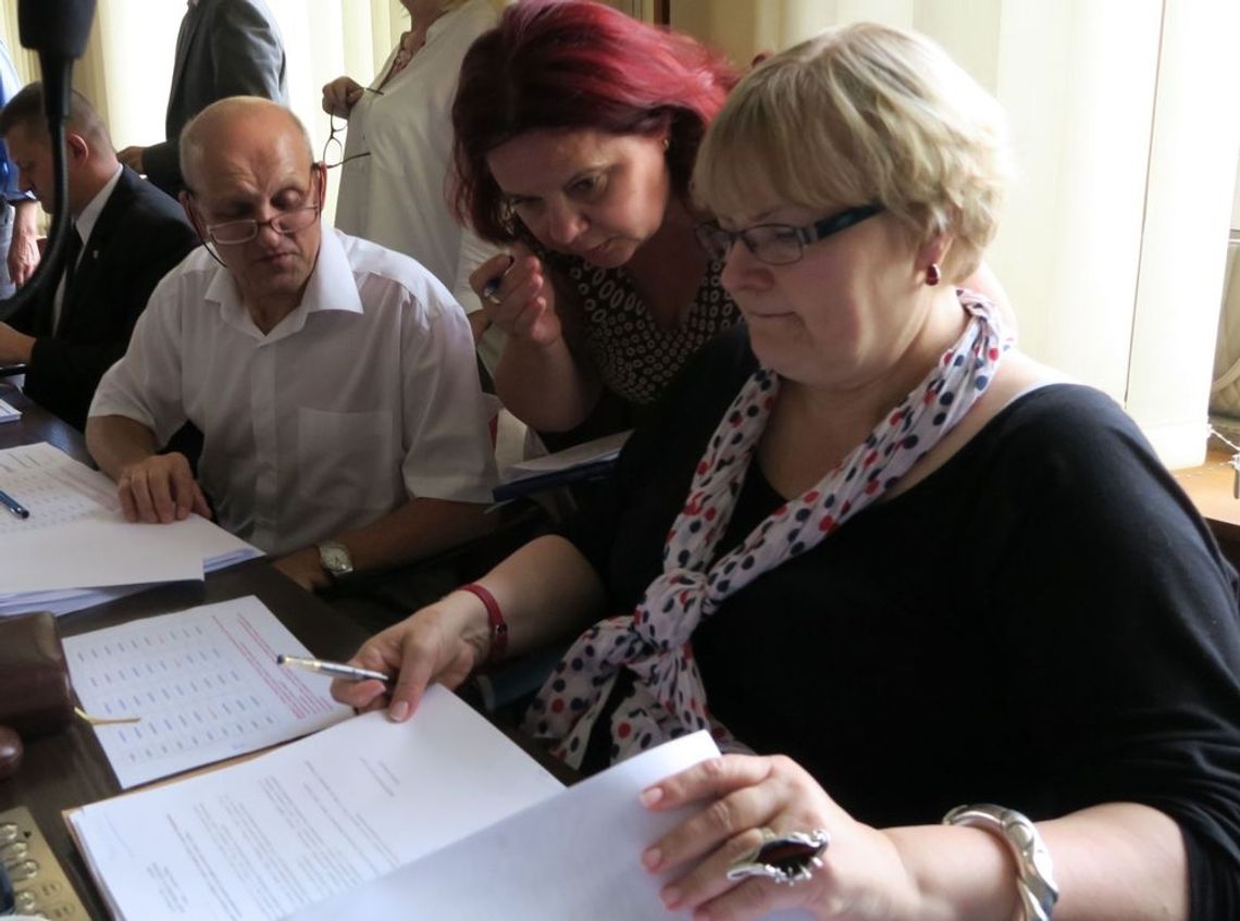 Wiemy, ile zyskała finansowo Ewa De La Torre, przechodząc do pracy w urzędzie Wiemy, ile zyskała finansowo Ewa De La Torre, przechodząc do pracy w urzędzie