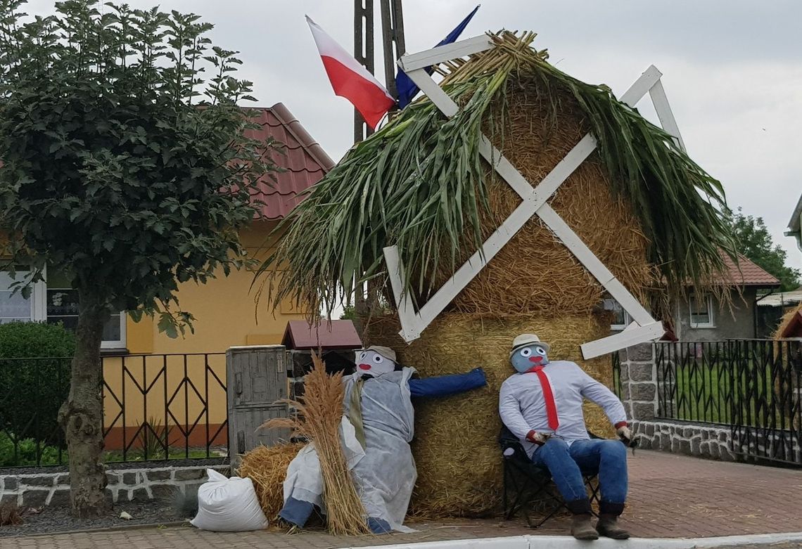 Witacz ze swastyką na dożynkach? Witacz ze swastyką na dożynkach?