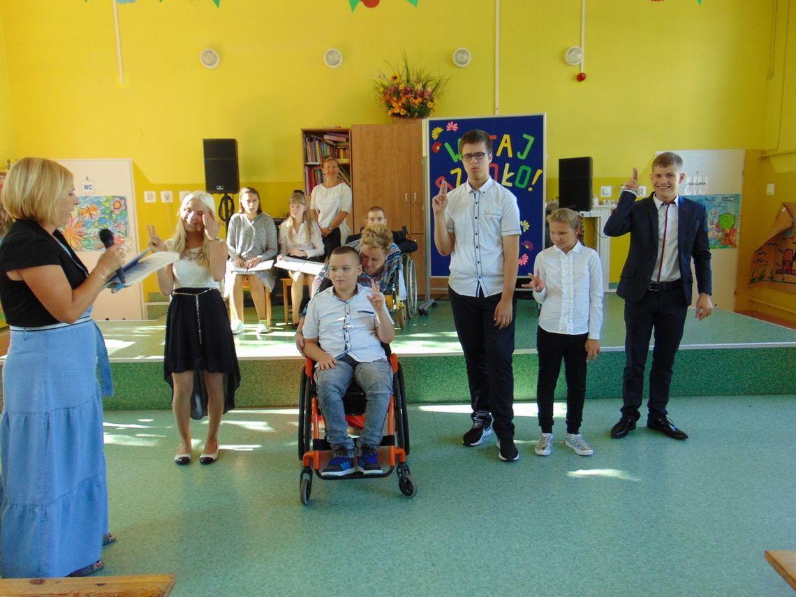 Witamy rok szkolny 2018/2019 Witamy rok szkolny 2018/2019