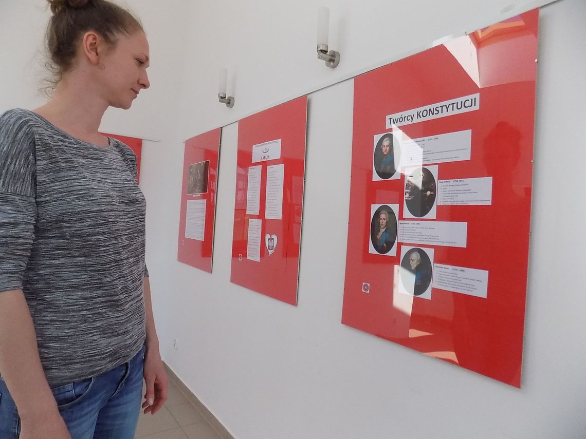 Wiwat maj, trzeci maj! Wiwat maj, trzeci maj!