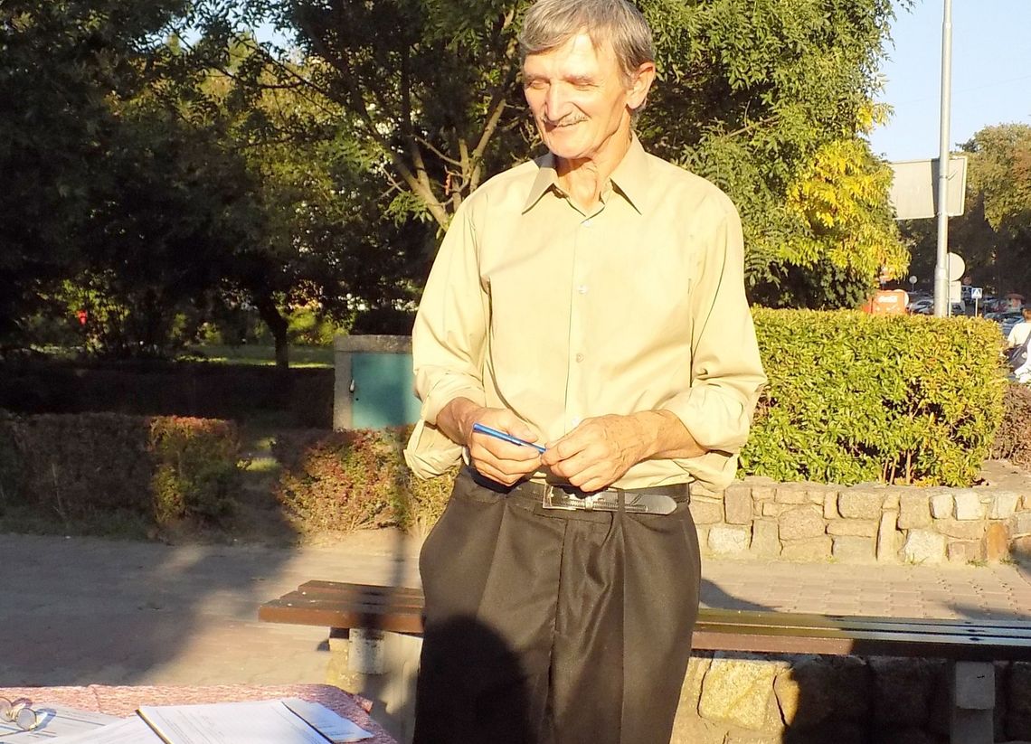 Władze mówią, że jest dobrze. To dlaczego ludziom jest tak źle? – pyta Lewandowski Władze mówią, że jest dobrze. To dlaczego ludziom jest tak źle? – pyta Lewandowski