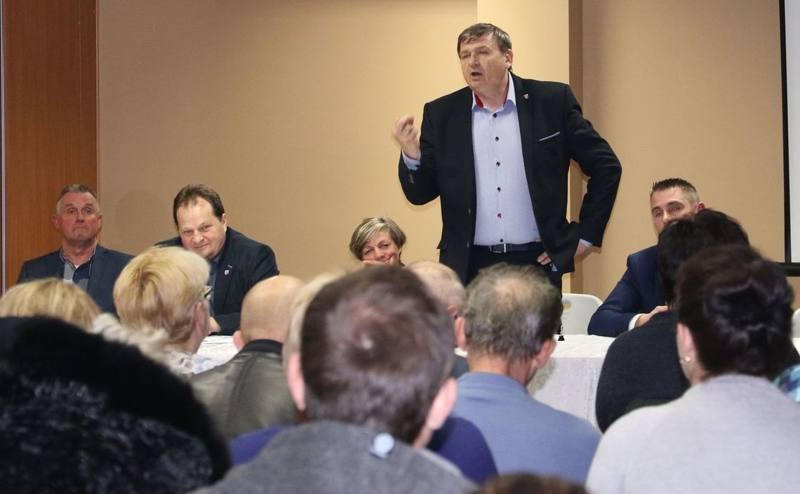 Władze zaatakowały społeczność szkolną i media [WIDEO]