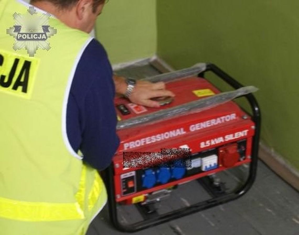 Włamali się i zniszczyli agregat. Dwanaście miejscowości w gminie wciąż bez prądu