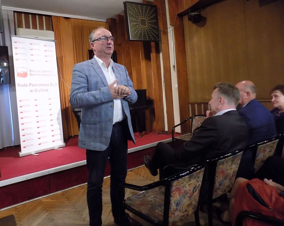 Włodzimierz Czarzasty spotkał się z wyborcami w Gryfinie Włodzimierz Czarzasty spotkał się z wyborcami w Gryfinie