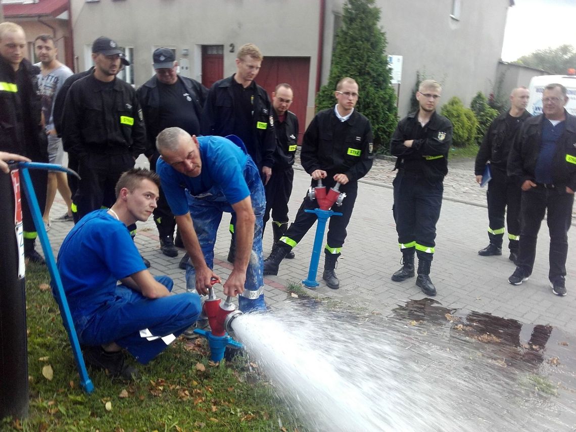 Woda nie tylko do picia. Potrzebna do gaszenia pożarów