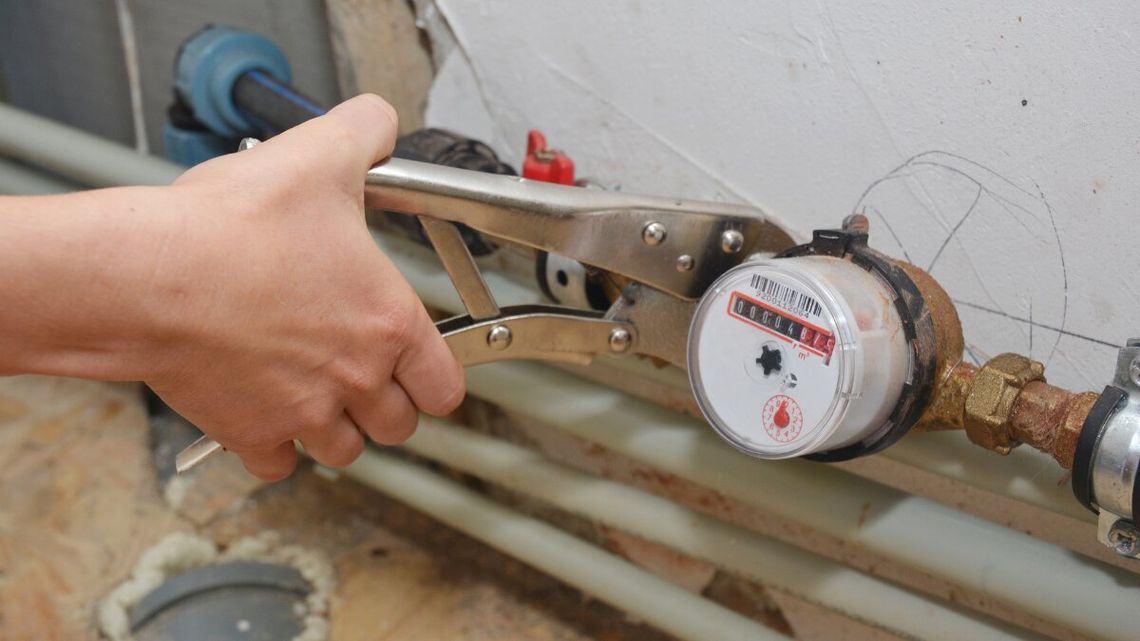 Rewolucja w licznikach: Nowe przepisy wymuszają zmiany w całej Polsce – nie daj się zaskoczyć grzywnie