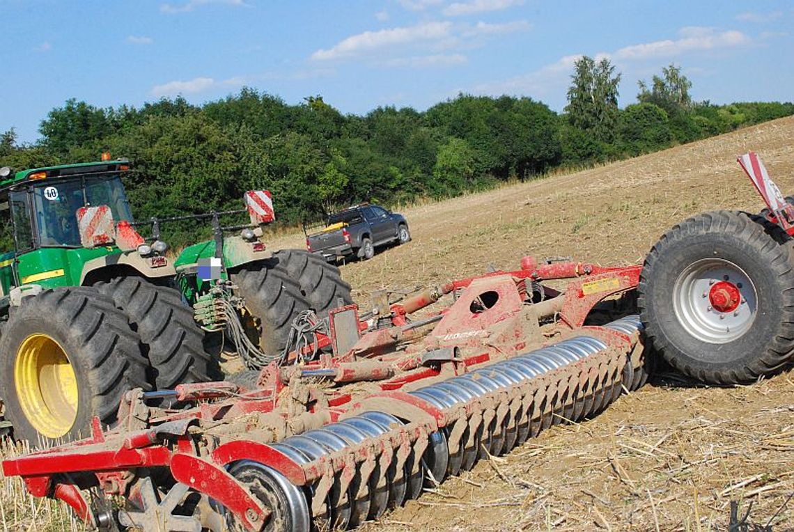 Wpadł pod maszynę i zginął