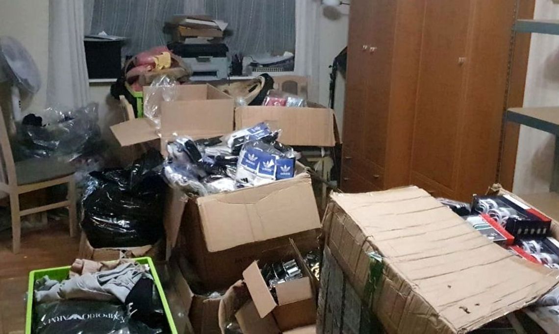 Wpadł z podróbami. Gdyby to były oryginały, ich wartość wyniosłaby 2 mln zł Wpadł z podróbami. Gdyby to były oryginały, ich wartość wyniosłaby 2 mln zł