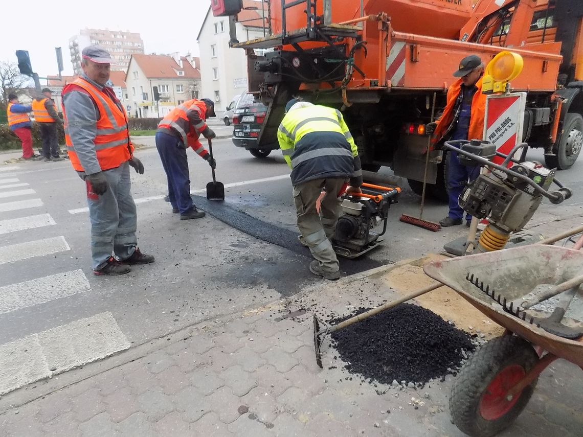 Wreszcie wzięli się do roboty Wreszcie wzięli się do roboty