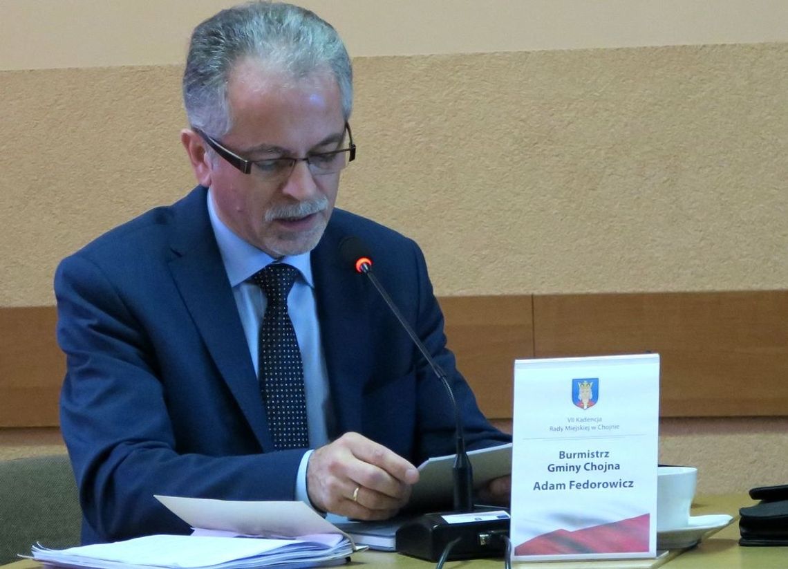 Wrócił z urlopu i podpisał umowę w sprawie elektrowni słonecznej