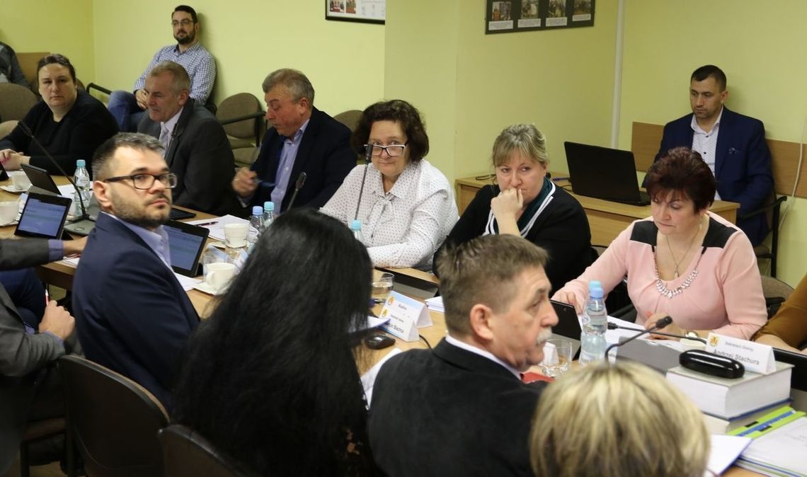 Wybierają, wybierają i wybrać nie mogą