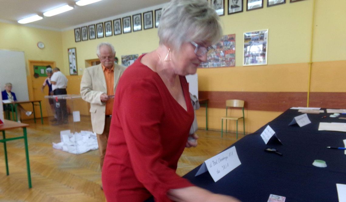 Wybory prezydenckie 2025. Frekwencja w powiecie gryfińskim do godziny 12 w drugiej turze