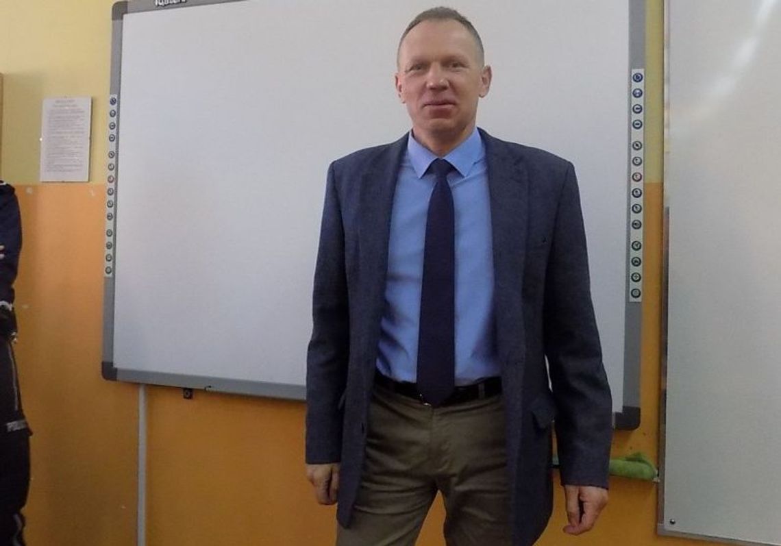 Wygrał konkurs na dyrektora Wygrał konkurs na dyrektora