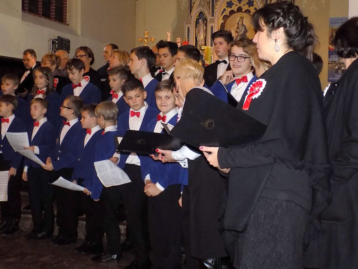 Wyjątkowy koncert muzyki polskiej w gryfińskim kościele Wyjątkowy koncert muzyki polskiej w gryfińskim kościele